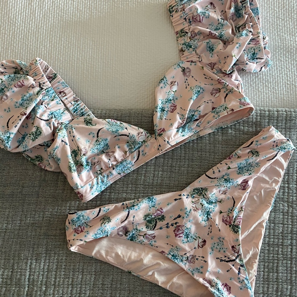 WeWoreWhat bathing suit